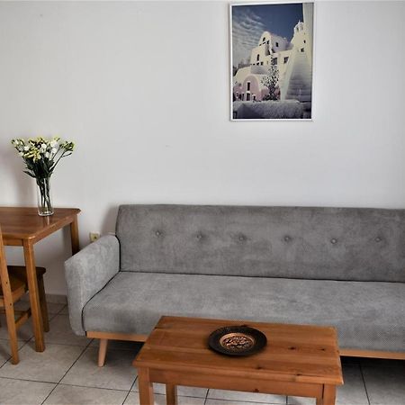 Emorfia Apartment Kamári Esterno foto